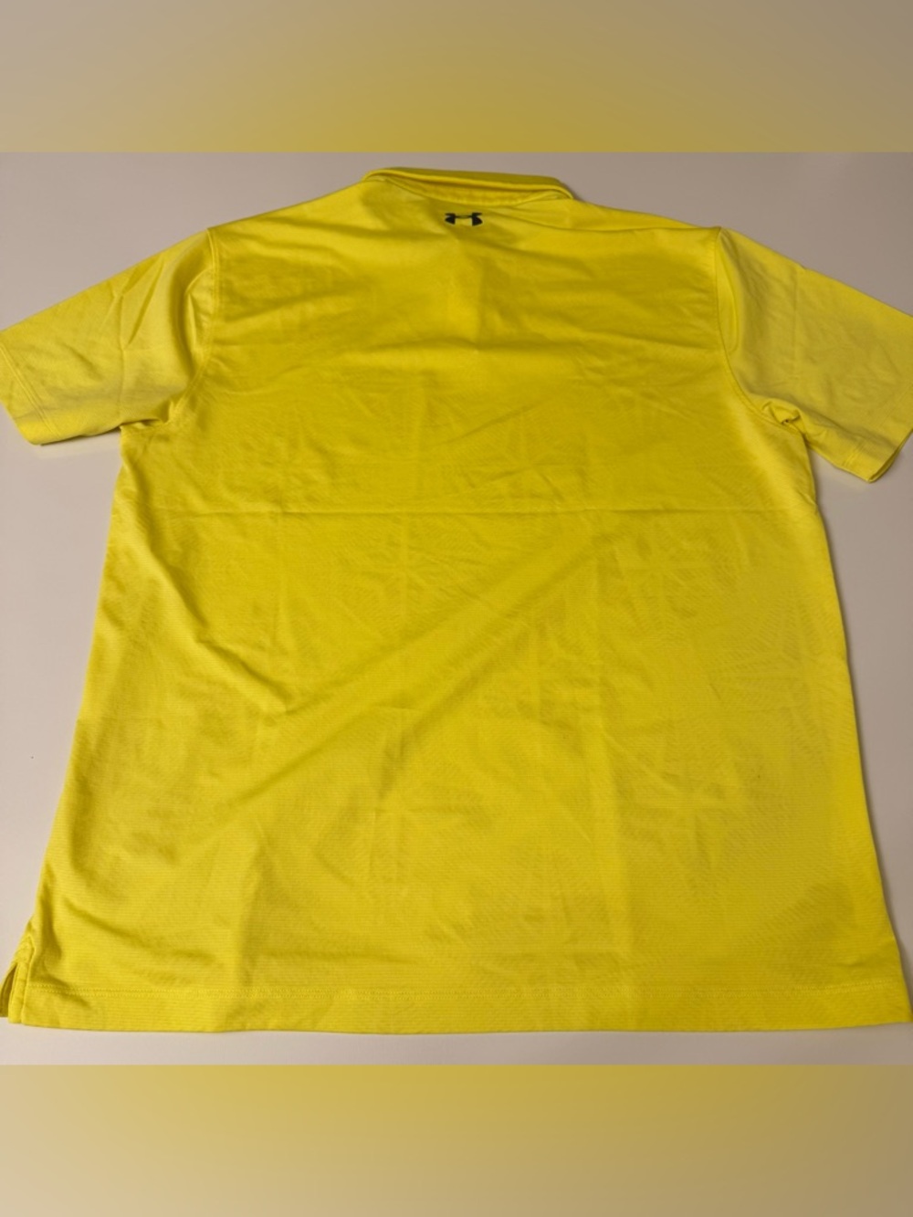 Under Armour Shirt Mens L Yellow Heat Gear Short Sleeve Golf Polo Sports Loose - Picture 2 of 5